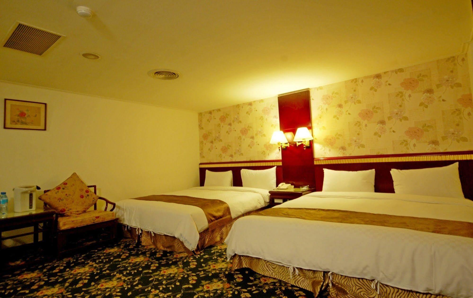Nagahiro Hotel, Taichung Wenxin Branch Ταϊχούνγκ Εξωτερικό φωτογραφία